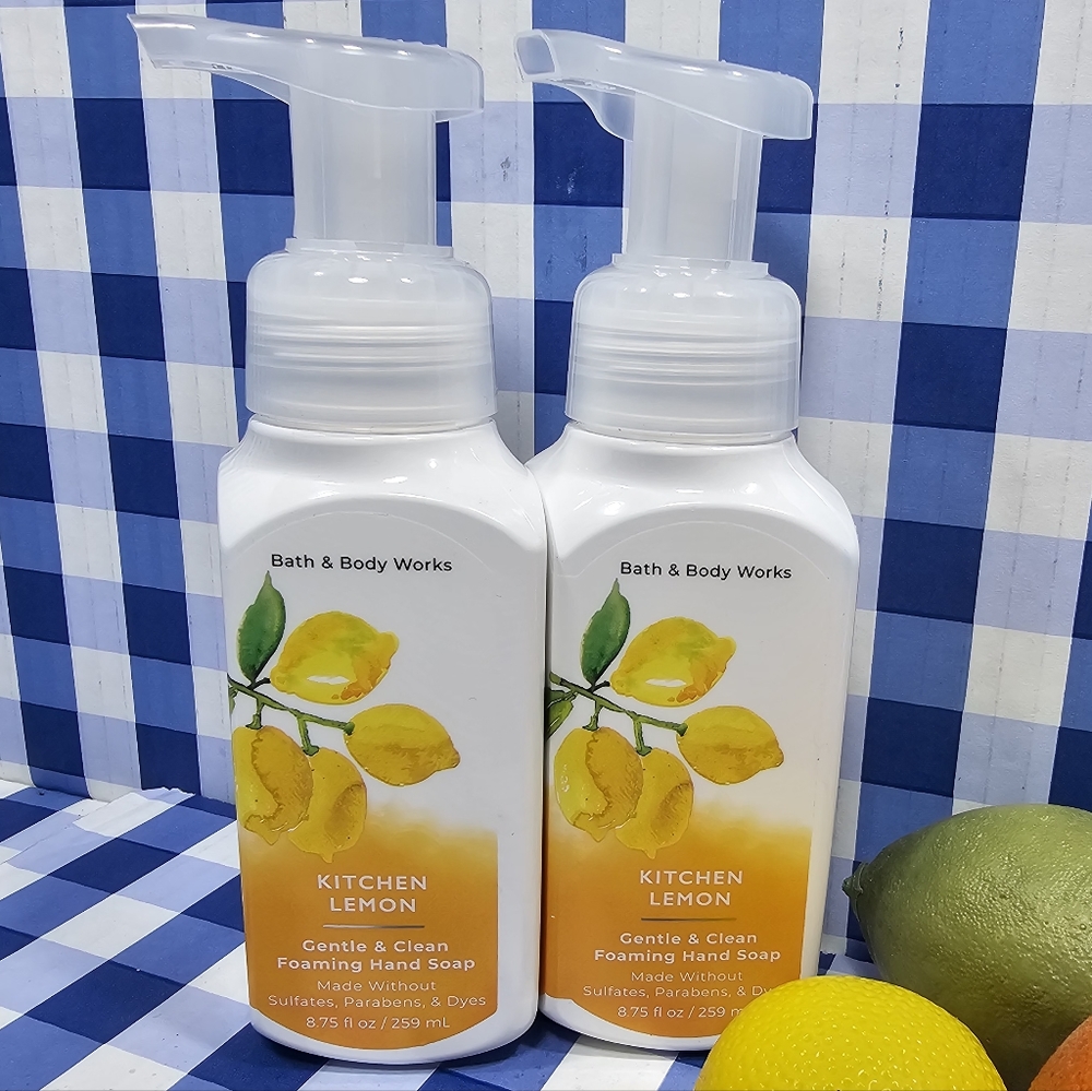 Bath & Body Works KITCHEN LEMON Gentle & Clean Foaming Hand Soap 2 Bottles